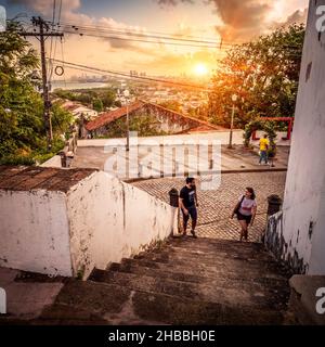 Olinda, PE, Brésil - 3 mai 2017 : l'architecture coloniale de la ville brésilienne emblématique d'Olinda à Pernambuco, Brésil. Banque D'Images