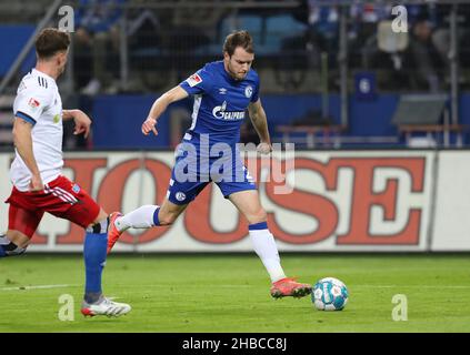 Hambourg, Allemagne.18th décembre 2021. Firo: 18.12.2021, Fuvuball, 2nd Bundesliga, saison 2021/2022,HSV Hamburg Hamburg Hamburg - FC Schalke 04 Thomas Ouwejan, action individuelle crédit: dpa/Alay Live News Banque D'Images