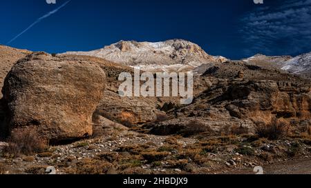 Paysage de montagne à couper le souffle.Vallée de l'Emli.Les montagnes anti Taurus.Parc national d'Aladaglar.Turquie. Banque D'Images