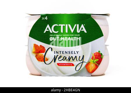 Activia yaourt aux fraises très crémeux Banque D'Images