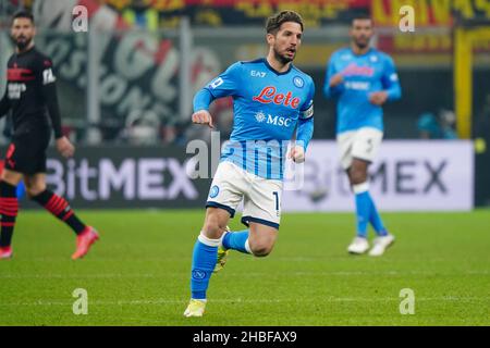 Dries Mertens (SSC Napoli) pendant le championnat italien Serie Un match de football entre AC Milan et SSC Napoli le 19 décembre 2021 au stade San Siro à Milan, Italie - photo Morgese-Rossini / DPPI Banque D'Images