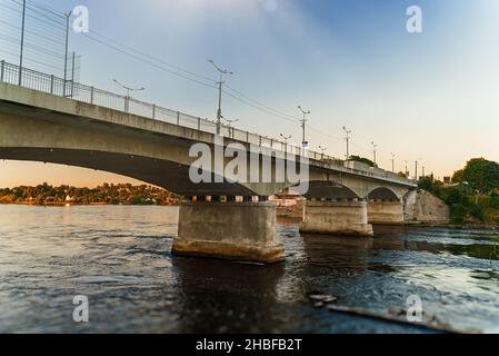 Pont frontalier amitié à la frontière de l'Estonie et de la Russie. Banque D'Images