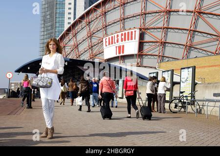 Millie Mackintosh fait la promotion de Manuka Doctor Products à Earls court 2, Londres Banque D'Images