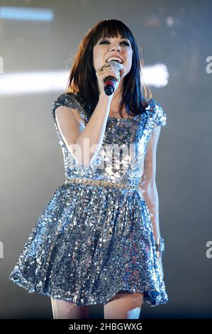 Carly Rae Jepsen pendant le Summertime ball de Capital FM au stade Wembley, Londres. Banque D'Images