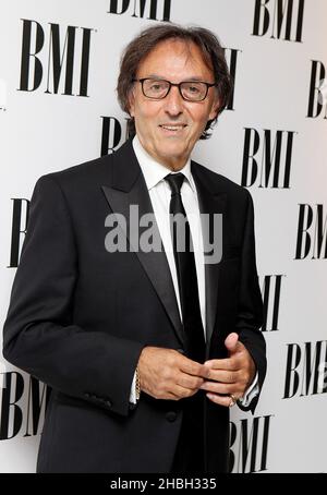 Don Black arrive aux BMI 2012 Awards à l'hôtel Dorchester de Londres. Banque D'Images