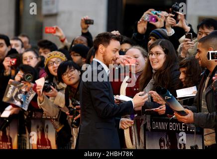 James McAvoy participe à la première mondiale de Trance à l'Odeon à Leicester Square, Londres. Banque D'Images