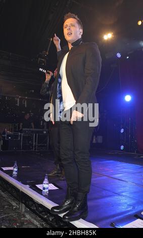 Richie Neville of Five célèbre la Grande Réunion et se produit au G-A-y Heaven à Londres. Banque D'Images