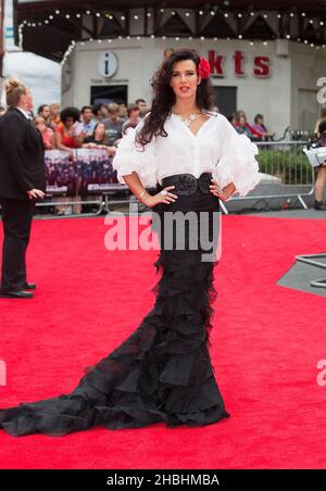 Natalie Burn participe à la première mondiale des Expendables 3 à l'Odeon de Leicester Square à Londres. Banque D'Images