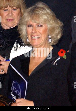 Camilla Parker Bowles au concert Trevor Horn/Princes Trust, Wembley Arena, Londres. Banque D'Images