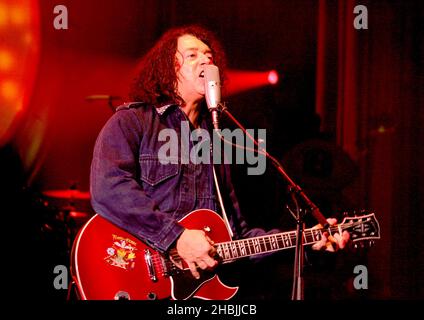 Ten for Fears; Roland Orzabal et Curt Smith se produit sur scène à Carling Apollo Hammersmith à Londres. Banque D'Images