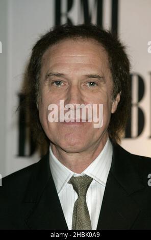 Ray Davies arrive aux BT Digital Music Awards au Roundhouse le 3 octobre 2006 à Londres. Divertissement Banque D'Images