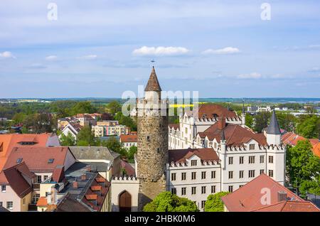 La tour Wendischer Turm et la caserne Alte Kaserne faisant partie de la vieille ville historique fortification de Bautzen, haute Lusatia, Saxe, Allemagne. Banque D'Images