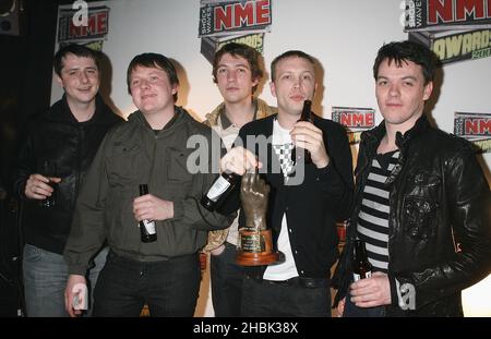 Les Twang assistent aux NME Awards au Hammersmith Palais, à l'ouest de Londres, le 01/03/2007. Banque D'Images