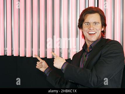 La figure interactive de Jim Carrey, avec son microphone à voix changeante, est dévoilée dans « Premiere Nights » au musée Madame Tussauds de Londres. Banque D'Images