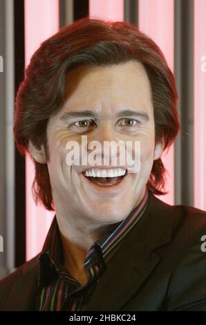 La figure interactive de Jim Carrey, avec son microphone à voix changeante, est dévoilée dans « Premiere Nights » au musée Madame Tussauds de Londres. Banque D'Images