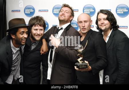 Elbow, Mercury Music Prize 2008 aux Mercury Music Awards au Grosvenor House Hotel, Londres. Banque D'Images