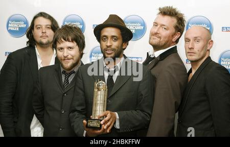 Elbow, Mercury Music Prize 2008 aux Mercury Music Awards au Grosvenor House Hotel, Londres. Banque D'Images