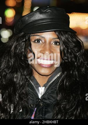 Sinitta arrive à l'ouverture du Winter Wonderland de Hyde Park, Hyde Park Corner, dans le centre de Londres. Banque D'Images