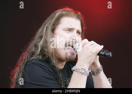 James Labrie de Dream Theatre se produit sur la scène principale pendant le Download Festival 2009 à Donnington Park, à Derby. Banque D'Images