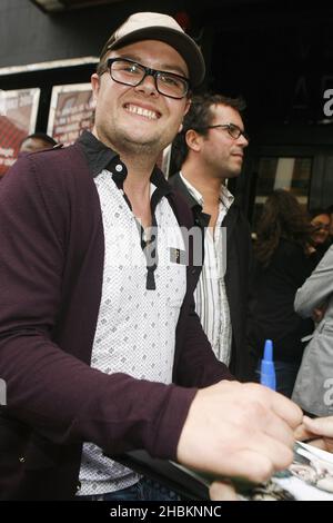 Alan Carr arrive au Derren Brown Enigma Press Night au Derren Brown Enigma Press Night au Adelphi Theatre, The Strand, Londres. Banque D'Images