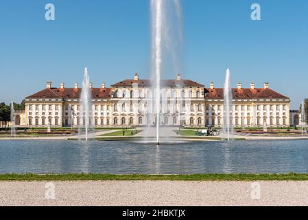 Le palais baroque de Lustheim et son parc à Oberschleissheim, près de Munich, en Allemagne Banque D'Images