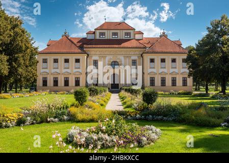 Le palais baroque de Lustheim et son parc à Oberschleissheim, près de Munich, en Allemagne Banque D'Images