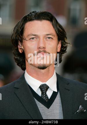 Luke Evans arrive à la première de Tamara Drewe UK à l'Odeon, Leicester Square à Londres. Banque D'Images