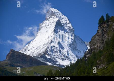 Vue sur le Cervin depuis le côté suisse. Banque D'Images