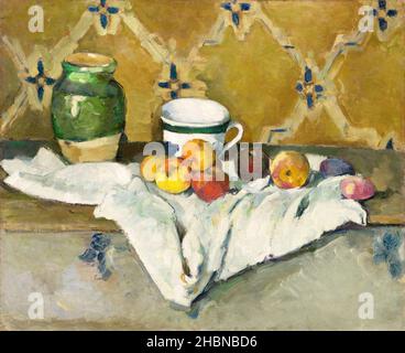 Encore la vie avec le pot, la tasse, et les pommes (env.1877) par Paul Cézanne. Banque D'Images