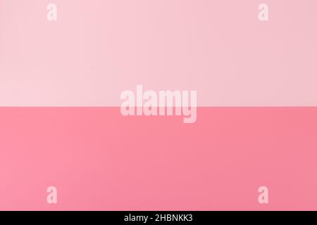 Fond en papier à rayures, carton rose tendre, design minimaliste, modèle vierge, papier peint aux couleurs pastel tendance.Surface lisse, texture Banque D'Images
