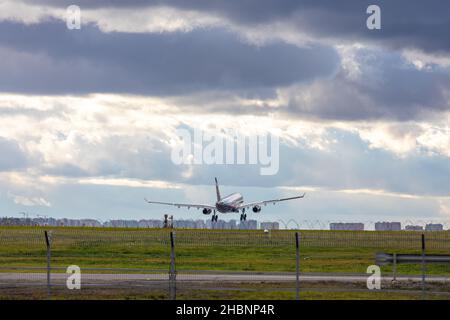 Aeroflot Airbus A330 enregistrement VQ-BBE.Décollage ou atterrissage en avion à l'aéroport international de Sheremetyevo.Transport aérien.Tourisme et Voyage concept Banque D'Images