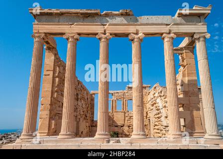 Colonnes du Temple d'Athéna Polyas dans l'Acropole Banque D'Images