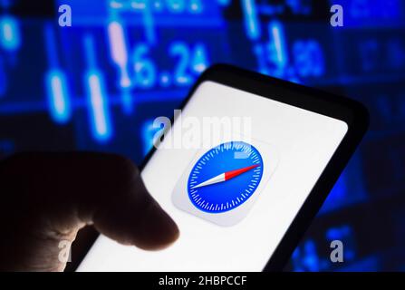 Brésil.20th décembre 2021.Dans cette illustration, le logo Safari s'affiche sur un smartphone.Crédit : SOPA Images Limited/Alamy Live News Banque D'Images