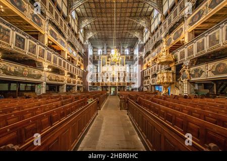 Terminée en 1655 et classée au patrimoine mondial de l'UNESCO, l'église de la paix de Jawor est un chef-d'œuvre en bois.Ici en particulier les intérieurs Banque D'Images