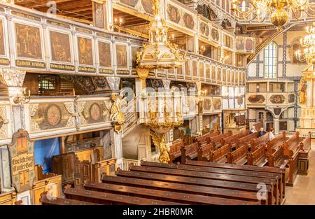 Terminée en 1655 et classée au patrimoine mondial de l'UNESCO, l'église de la paix de Jawor est un chef-d'œuvre en bois.Ici en particulier les intérieurs Banque D'Images