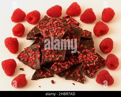 Chocolat aux framboises. Banque D'Images