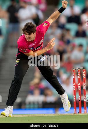 Sydney, Australie.21st décembre 2021.Sean Abbott, des Sixers, au cours du match entre Sydney Sixers et Adelaide Strikers au Sydney Cricket Ground, le 21 décembre 2021, à Sydney, en Australie.(Usage éditorial seulement) Credit: Izhar Ahmed Khan/Alamy Live News/Alamy Live News Banque D'Images