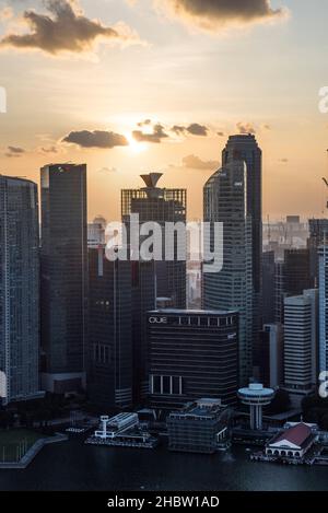 Financial District skyline at sunset, Singapour Banque D'Images