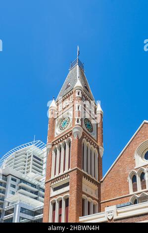 Hôtel de ville historique de Perth construit par des bagnards au coin de Hay and Barrack Streets, quartier des affaires de Perth, Australie occidentale, Australie occidentale, Australie occidentale Banque D'Images