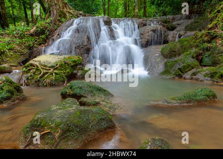 Paysage de la cascade de sa Nangmanora à, Phang Nga, Thaïlande Banque D'Images