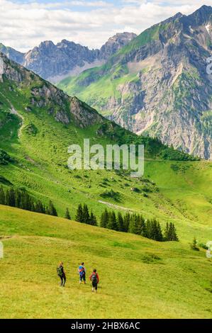 Randonnée dans les montagnes de Kleinwalsertal autour de Kanzelwand Banque D'Images