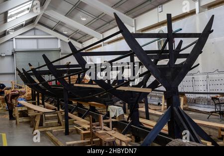 Construction d'une réplique du vaisseau funéraire Anglo-Saxon Sutton Hoo, Woodbridge, Suffolk, Angleterre, Royaume-Uni octobre 2021 Banque D'Images