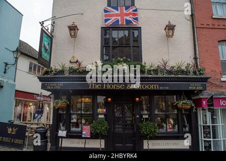 Windsor, Berkshire, Royaume-Uni.22nd décembre 2021.Une journée au calme au pub Horse & Groom de Windsor.Crédit : Maureen McLean/Alay Live News Banque D'Images