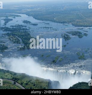 Vol touristique au-dessus des chutes Victoria en hélicoptère Banque D'Images