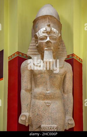 Colossus de Ramsès II, statue dans le musée du Caire Banque D'Images