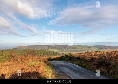 Vue depuis la colline de Dunkery en direction de Selworthy dans Somerset