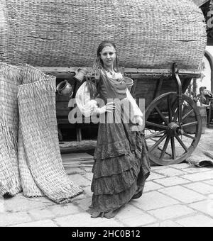 Portrait d'une jeune gitane.Reconstitution de la vie tzigane au 19th siècle. Banque D'Images