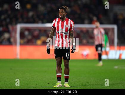 Brentford Community Stadium, Londres, Royaume-Uni.22nd décembre 2021.EFL Cup football Brentford versus Chelsea; Ivan Toney de Brentford Credit: Action plus Sports/Alamy Live News Banque D'Images