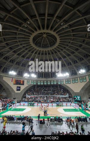 Wroclaw, Pologne, 22nd décembre 2021.7days Eurocup: WKS Slask Wroclaw vs Joventut Badalona dans le Centennial Hall.© Piotr Zajac/Alamy Live News Banque D'Images
