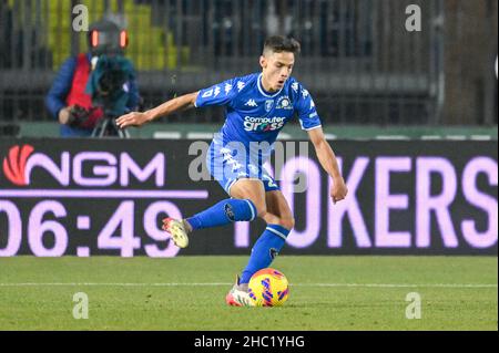 Stade Carlo Castellani, Empoli, Italie, 22 décembre 2021,Samuele Ricci (Empoli) pendant Empoli FC vs AC Milan - football italien série A match Banque D'Images